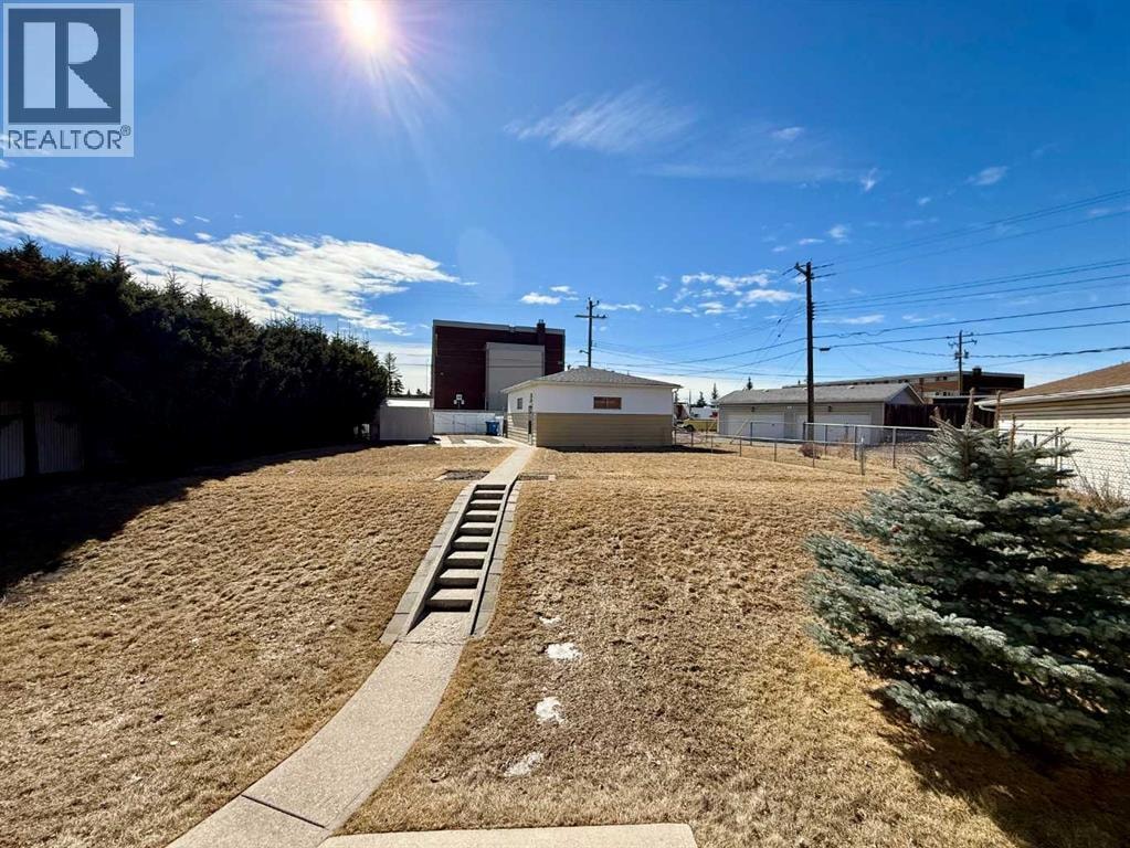 151 Fielding Drive SE — photo 3