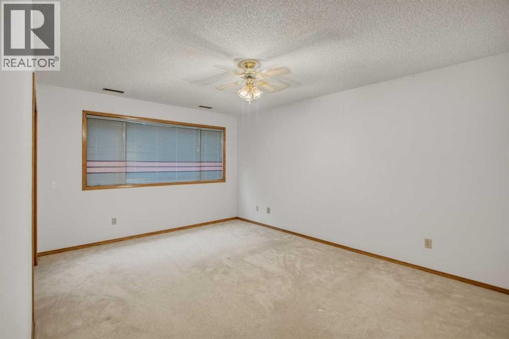240 Varsity Estates Terrace NW — photo 29