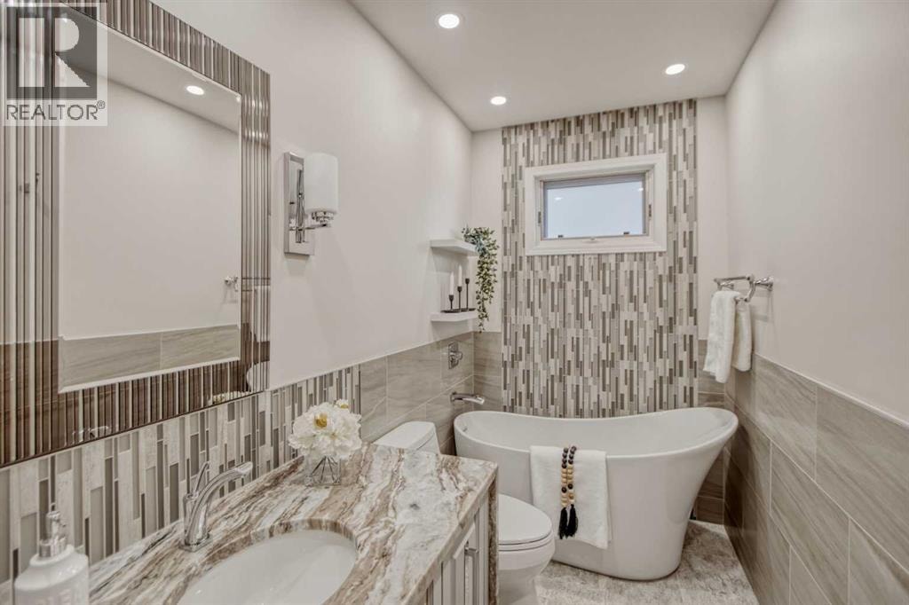 240 Varsity Estates Terrace NW — photo 17