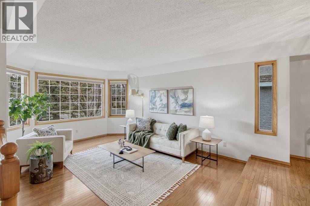 240 Varsity Estates Terrace NW — photo 5
