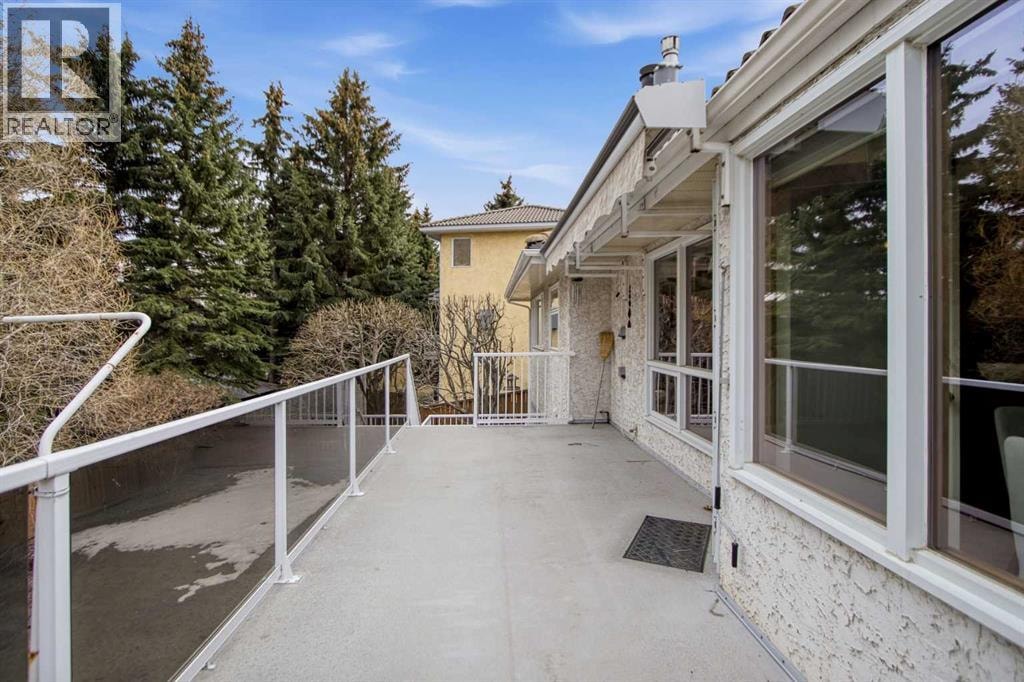 240 Varsity Estates Terrace NW — photo 37