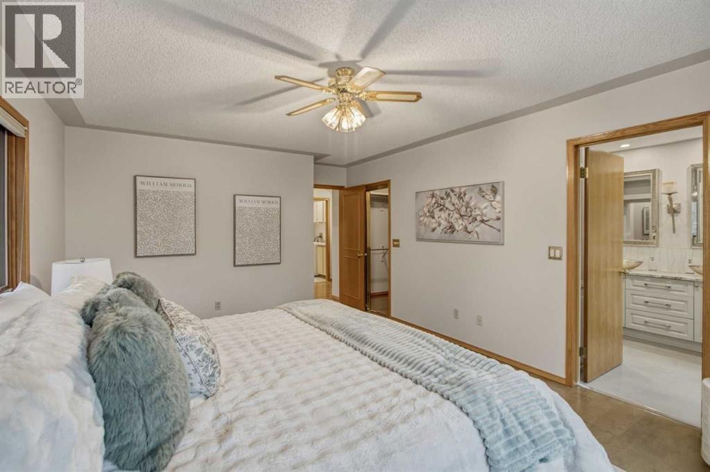 240 Varsity Estates Terrace NW — photo 23