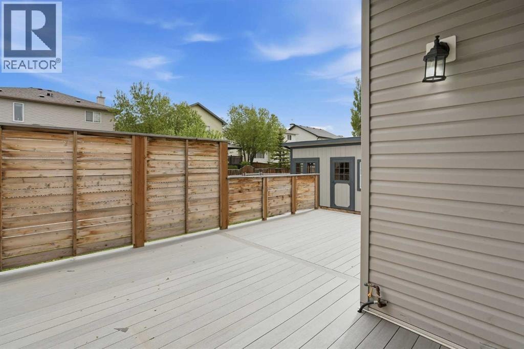 209 Oakmere Close — photo 34