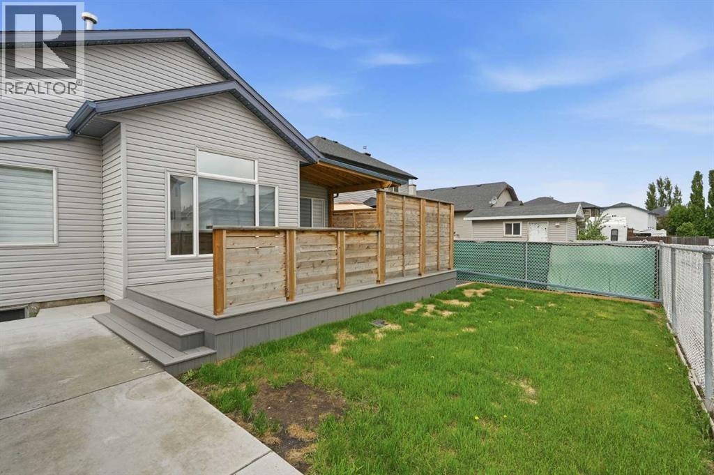 209 Oakmere Close — photo 31
