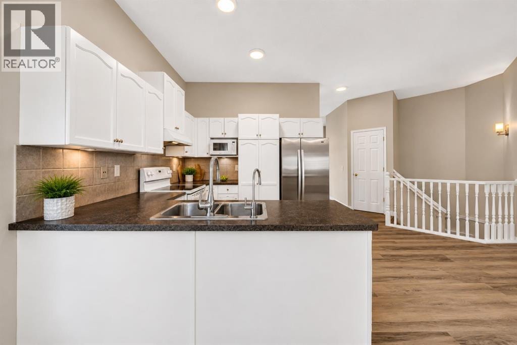 72 Prestwick Pond Terrace SE — photo 9
