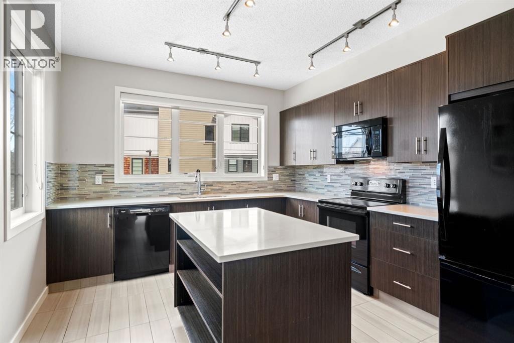 102 Walden Circle SE — photo 4