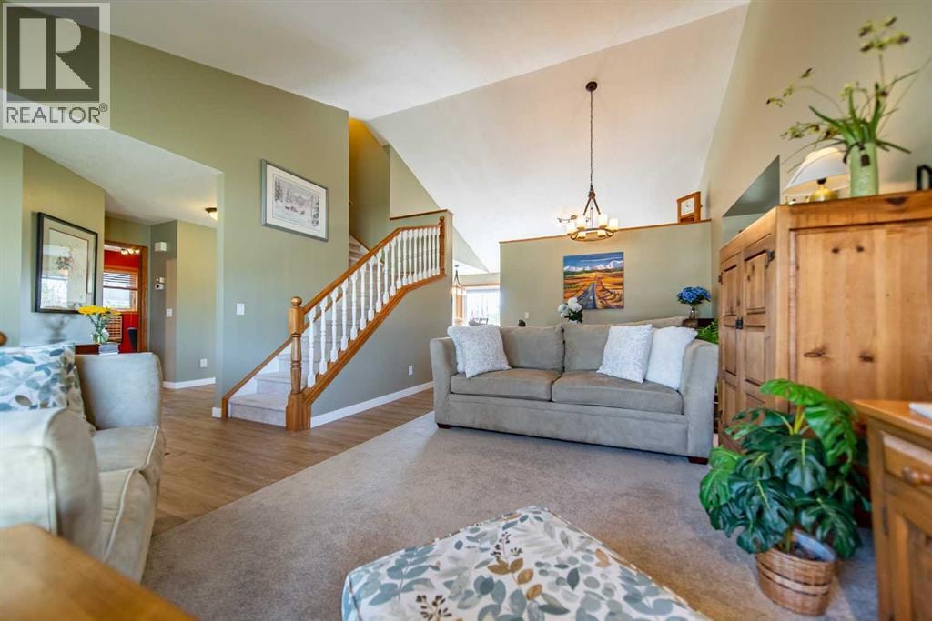 76 Sunset Crescent — photo 10