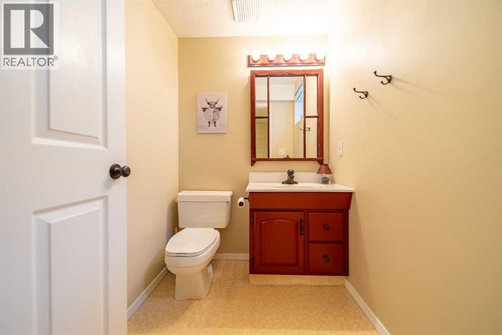 76 Sunset Crescent — photo 36