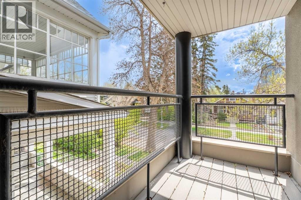 216 4 Avenue NE — photo 32