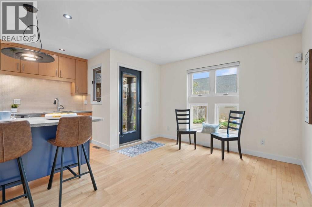 216 4 Avenue NE — photo 18