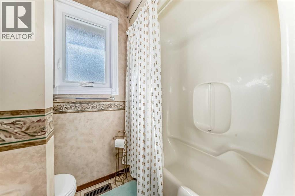 88 Castlefall Way NE — photo 40