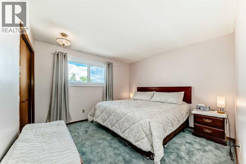 88 Castlefall Way NE — photo 37