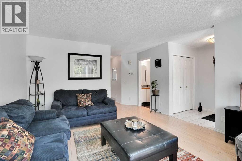2295 1 Street NE — photo 5