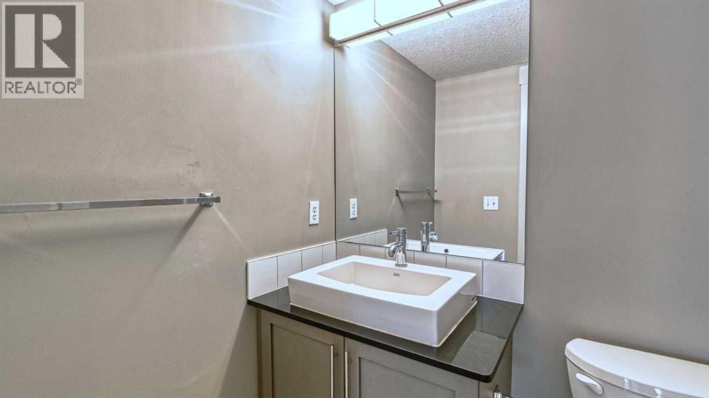 2201, 155 Skyview Ranch Way NE — photo 27