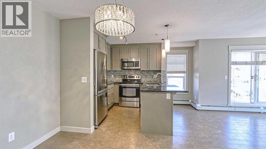 2201, 155 Skyview Ranch Way NE — photo 15