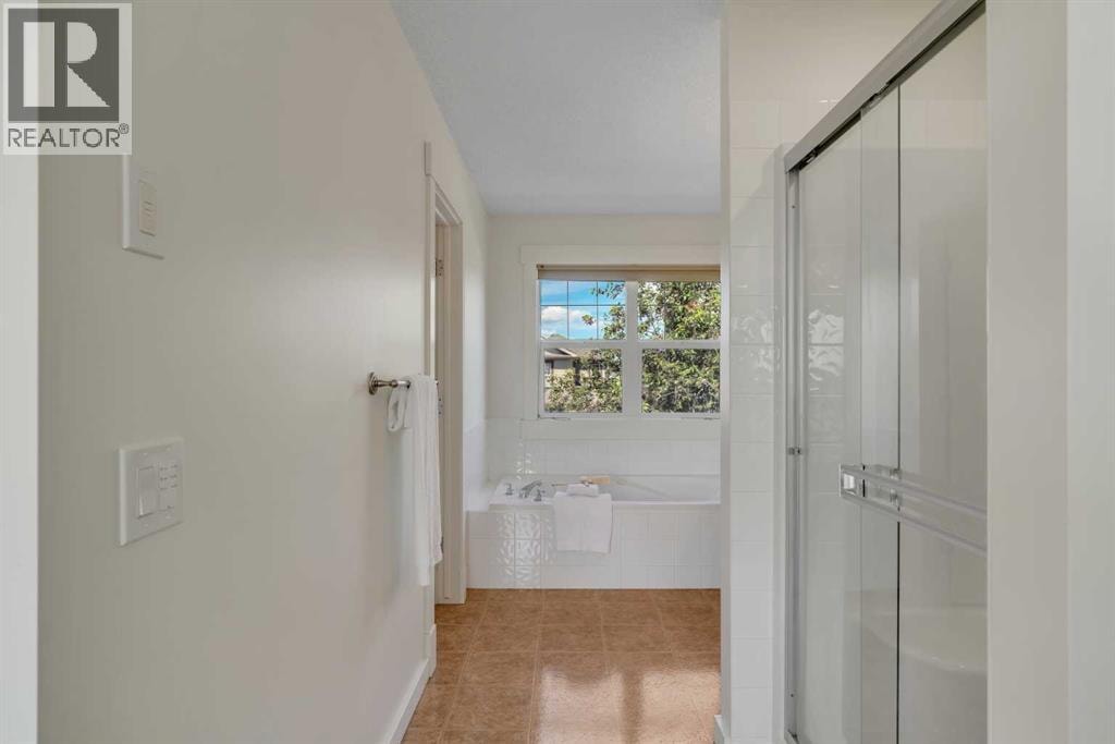 438 Sagewood Park SW — photo 39