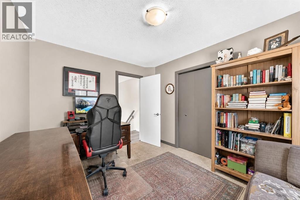 24 Brightonstone Gardens SE — photo 22