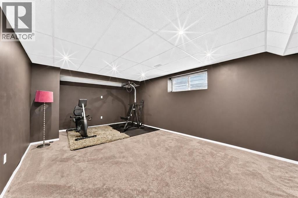 24 Brightonstone Gardens SE — photo 28