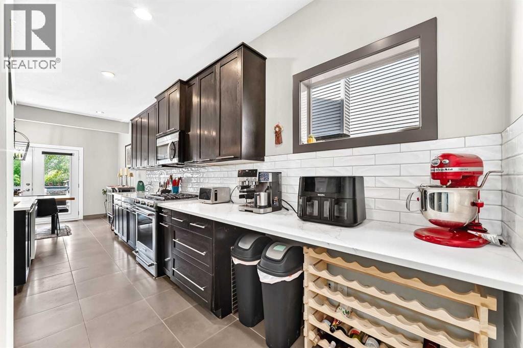 24 Brightonstone Gardens SE — photo 10