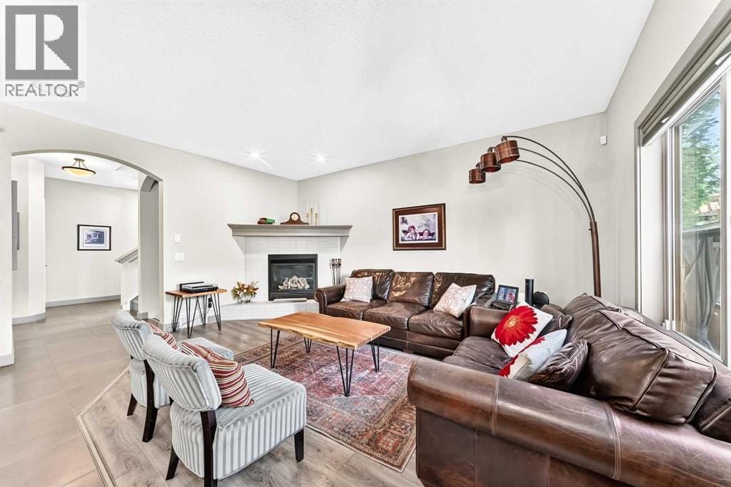 24 Brightonstone Gardens SE — photo 6