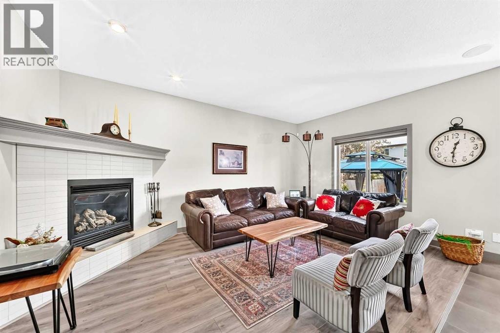 24 Brightonstone Gardens SE — photo 5