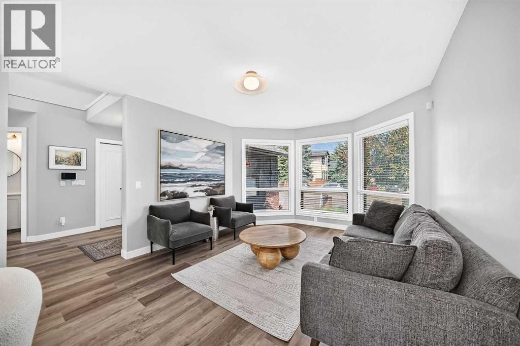 47 Canterbury Court SW — photo 16