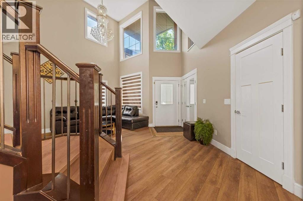 30 Saddlelake View NE — photo 4