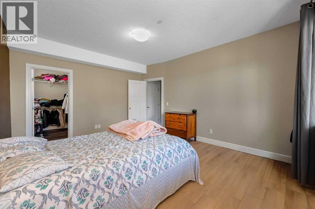 30 Saddlelake View NE — photo 38