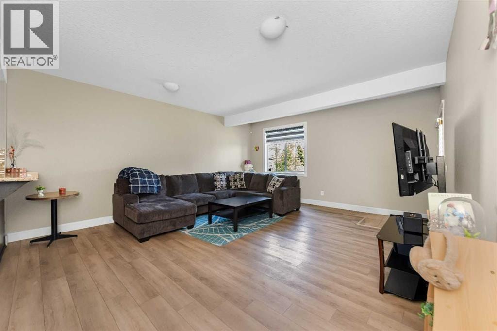 30 Saddlelake View NE — photo 32