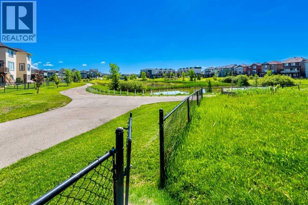 30 Saddlelake View NE — photo 43
