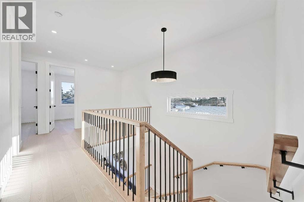 3538 43 Street SW — photo 20