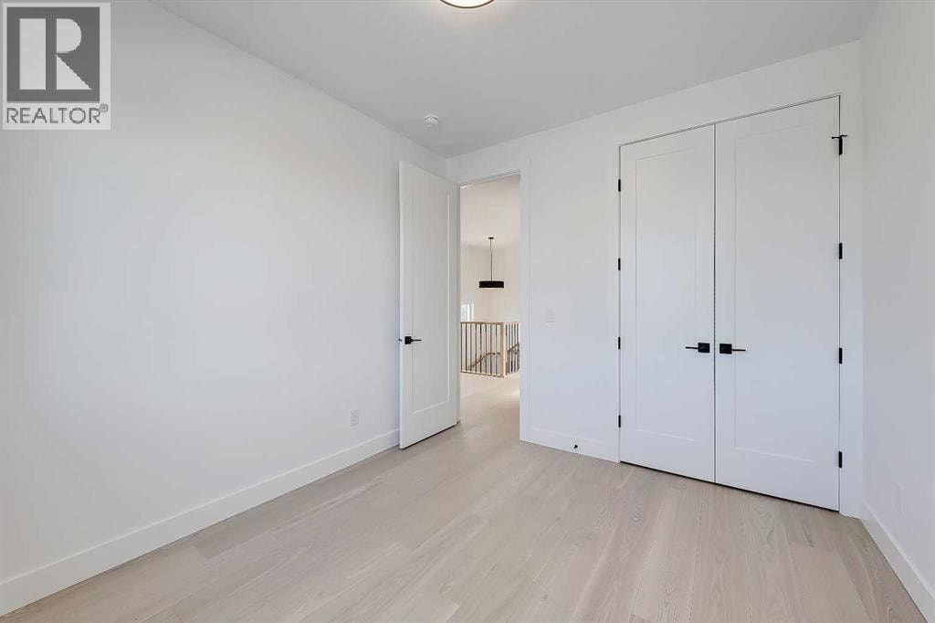 3538 43 Street SW — photo 34