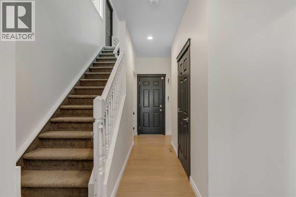 9 Cresthaven Way SW — photo 30