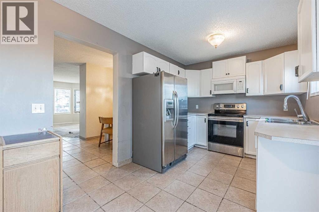 68 Abbeydale Villas NE — photo 4
