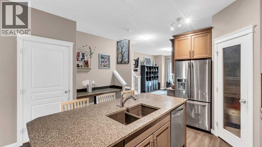 187 Cranford Close SE — photo 11
