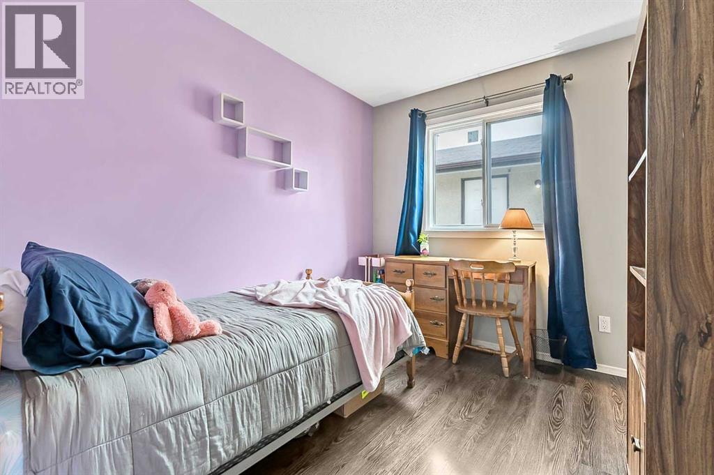 399 Maitland Crescent NE — photo 12