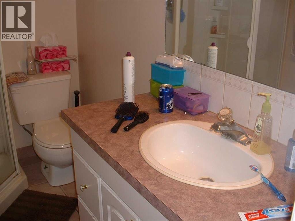2457 22A Street NW — photo 30