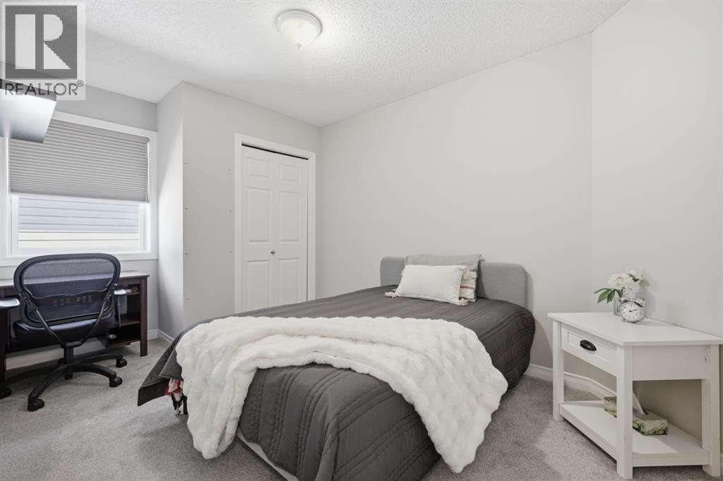 331 MILLVIEW Bay SW — photo 23