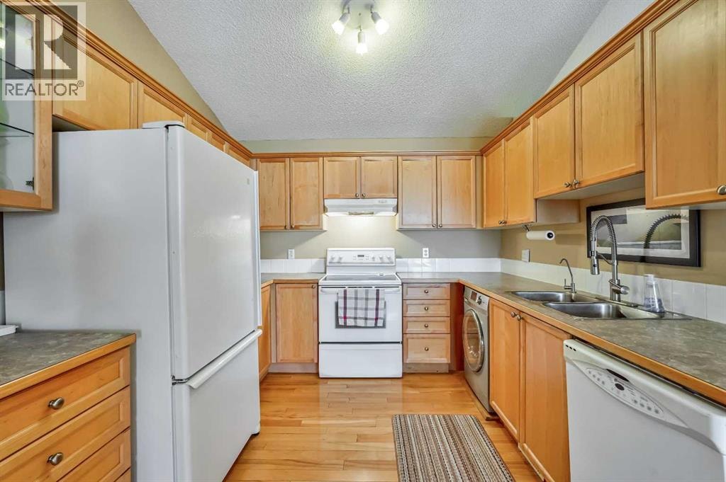 236 Covepark Close NE — photo 11