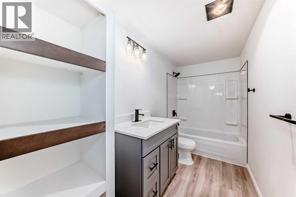 228 Woodside Crescent NW — photo 44