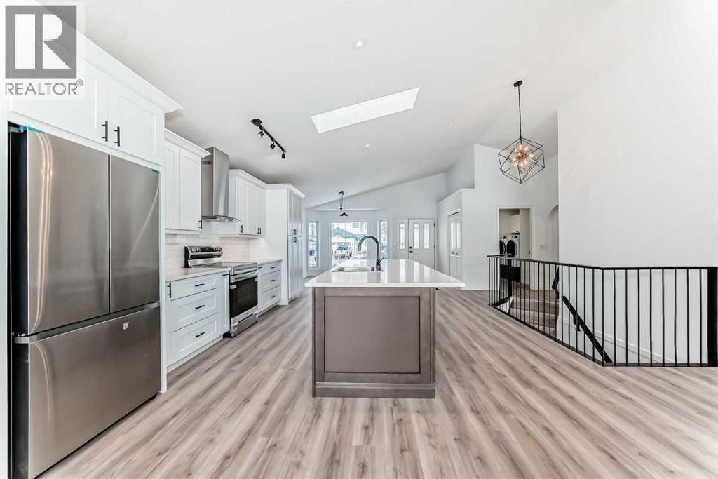 228 Woodside Crescent NW — photo 6