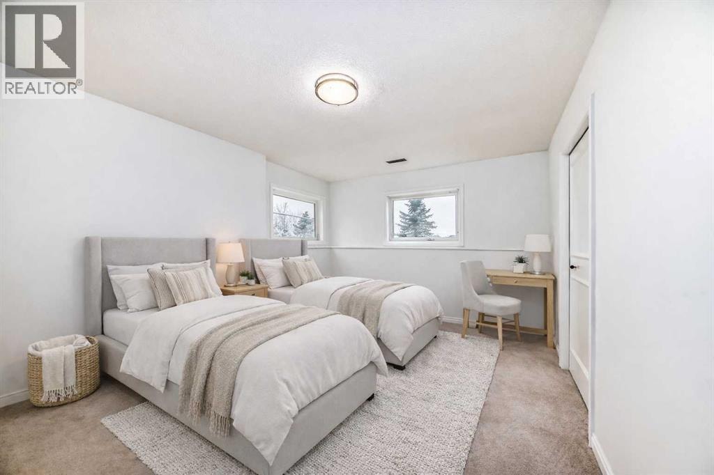 228 Woodside Crescent NW — photo 42