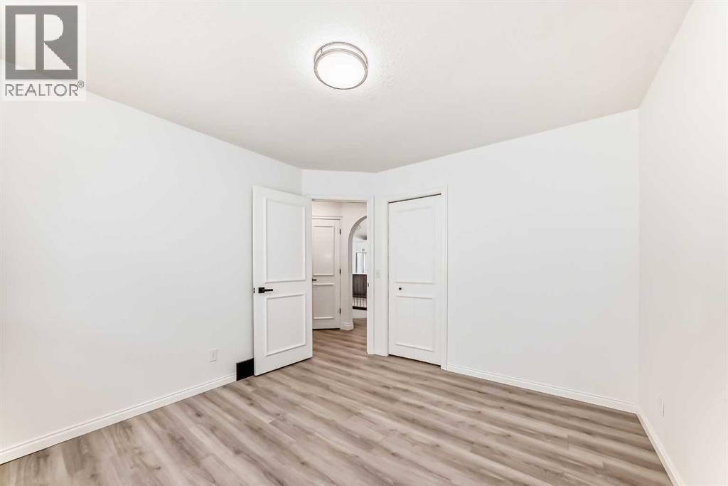 228 Woodside Crescent NW — photo 35