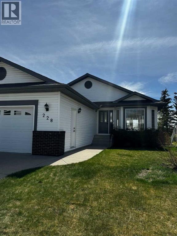 228 Woodside Crescent NW — photo 49