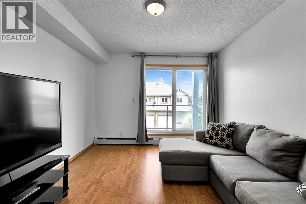 218, 92 Saddletree Court NE — photo 10