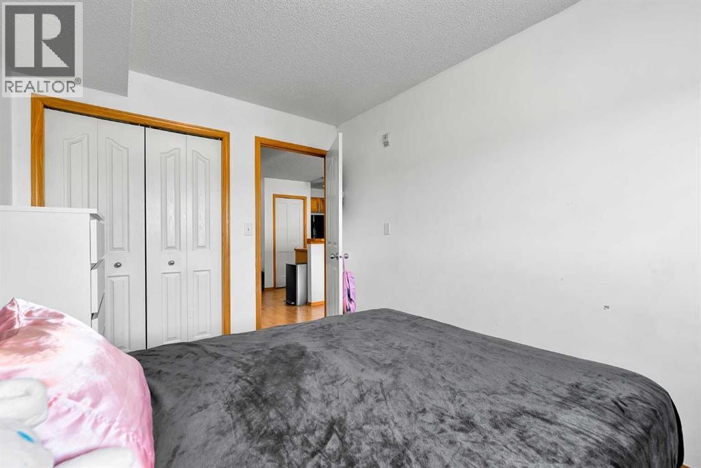 218, 92 Saddletree Court NE — photo 20