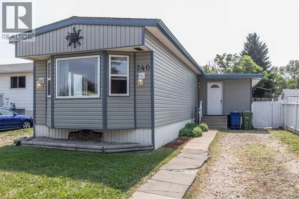 240 Big Hill Circle SE — photo 1