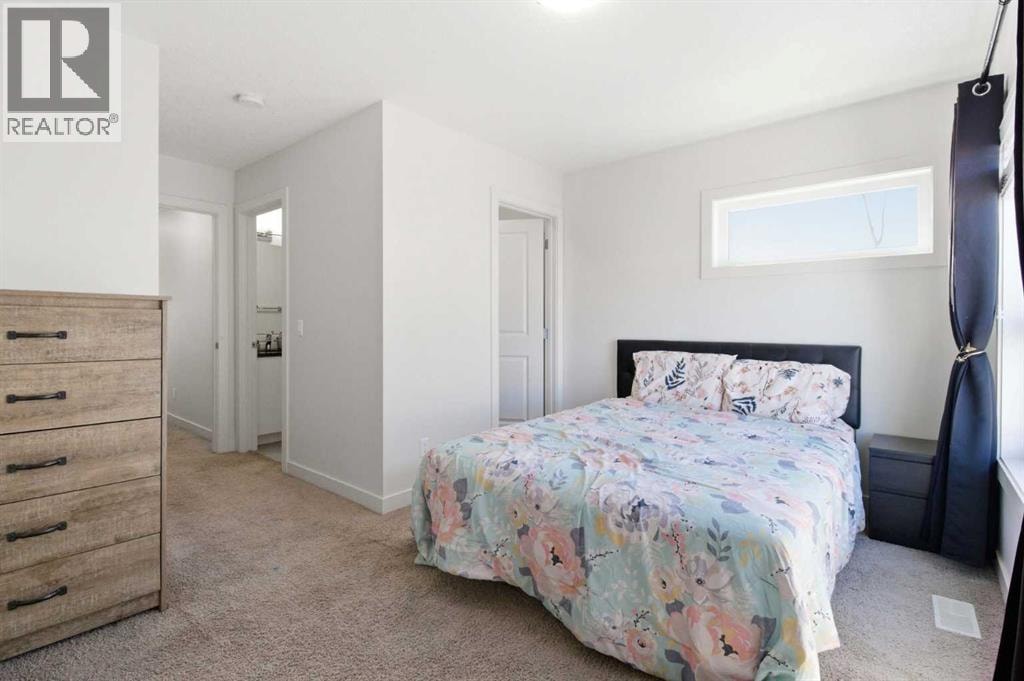 402, 11 Evanscrest Mews NW — photo 23