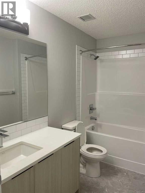 210, 40 Carrington Plaza NW — photo 19