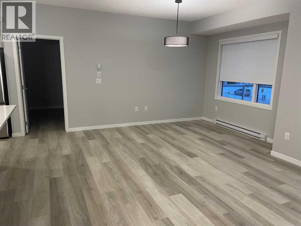 210, 40 Carrington Plaza NW — photo 5